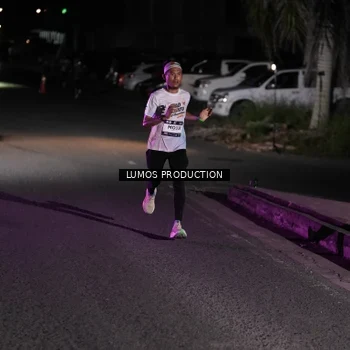 Runner Photo 7968082