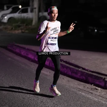 Runner Photo 7968111