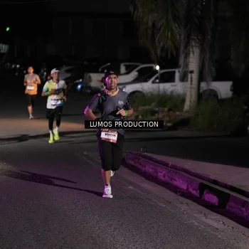 Runner Photo 7968148