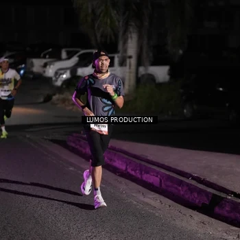 Runner Photo 7968158