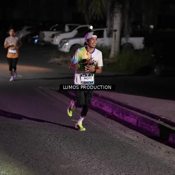 Runner Photo 7968183