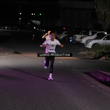 Runner Photo 7968240