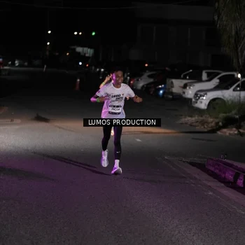 Runner Photo 7968243