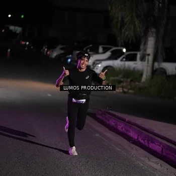 Runner Photo 7968375