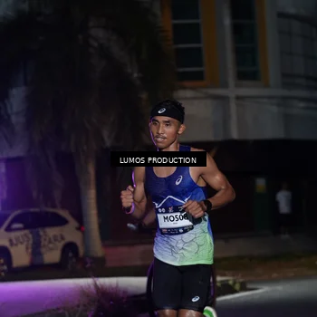 Runner Photo 7968521