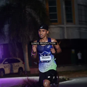 Runner Photo 7968523