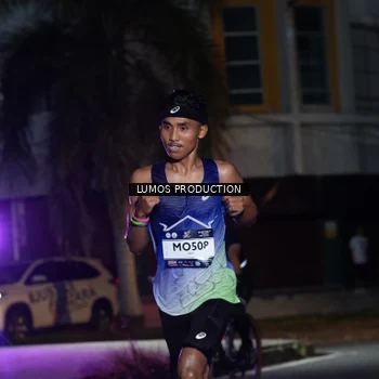 Runner Photo 7968527