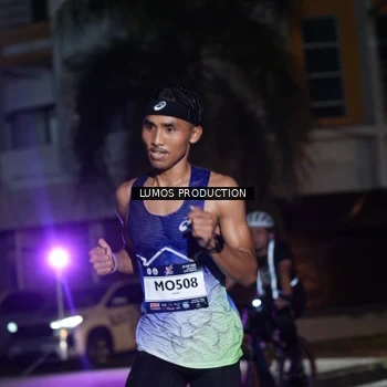 Runner Photo 7968531