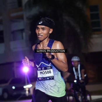 Runner Photo 7968534