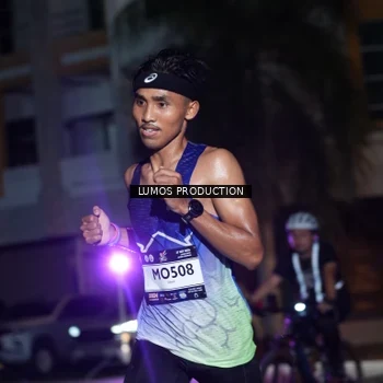 Runner Photo 7968535