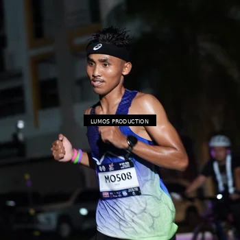 Runner Photo 7968539