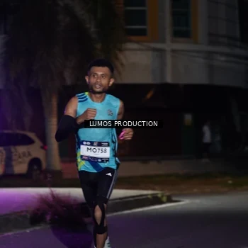 Runner Photo 7968575