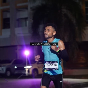Runner Photo 7968583