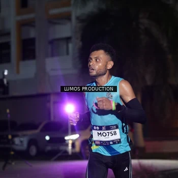 Runner Photo 7968588