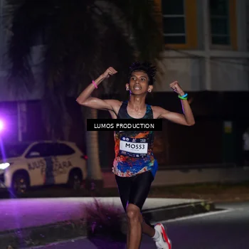 Runner Photo 7968643