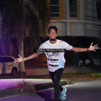 Runner Photo 7969010