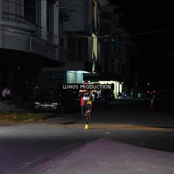 Runner Photo 7969111