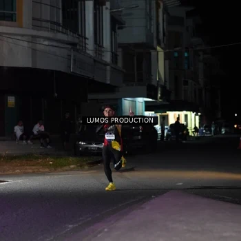 Runner Photo 7969129