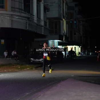 Runner Photo 7969132
