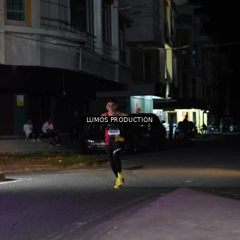 Runner Photo 7969139