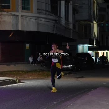 Runner Photo 7969149