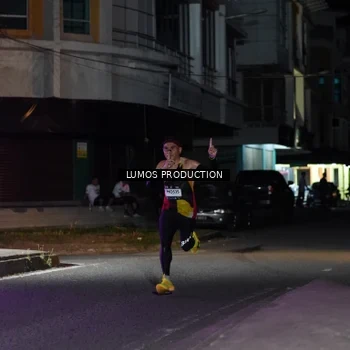 Runner Photo 7969151
