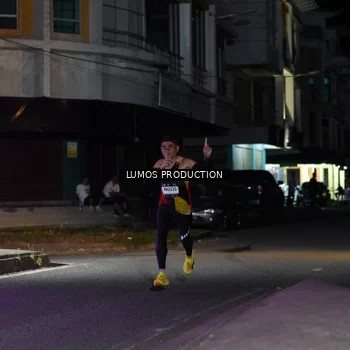 Runner Photo 7969153