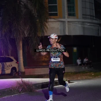 Runner Photo 7969275