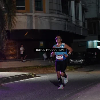 Runner Photo 7969338