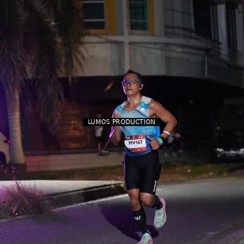 Runner Photo 7969354