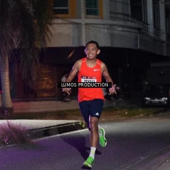Runner Photo 7969437