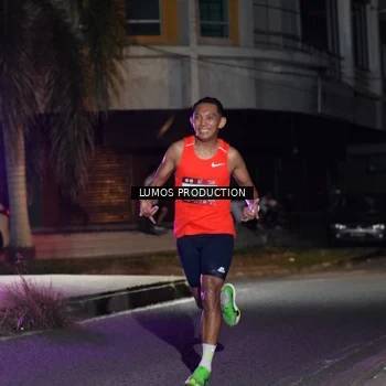 Runner Photo 7969443