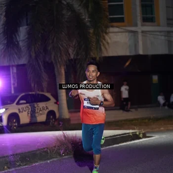 Runner Photo 7969507
