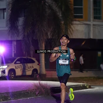 Runner Photo 7969575