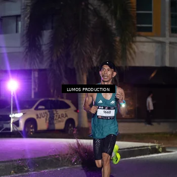 Runner Photo 7969583