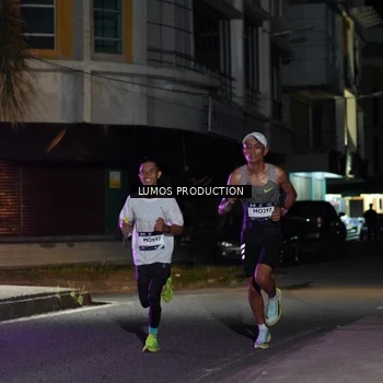 Runner Photo 7969874
