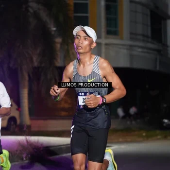 Runner Photo 7969913