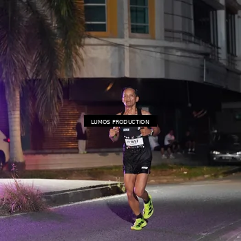 Runner Photo 7970002