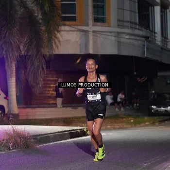 Runner Photo 7970003