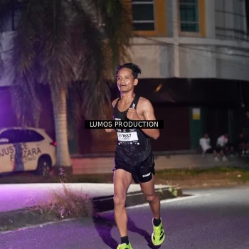 Runner Photo 7970013