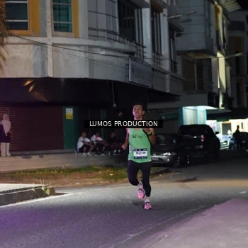 Runner Photo 7970044