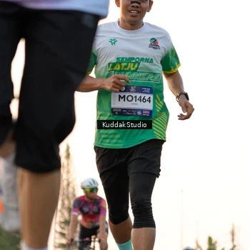 Runner Photo 7970068