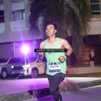 Runner Photo 7970116