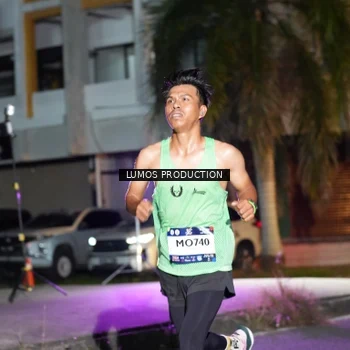 Runner Photo 7970117