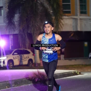 Runner Photo 7970149