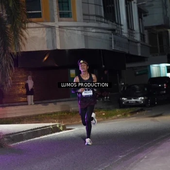 Runner Photo 7970250
