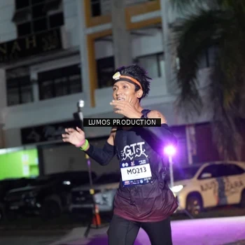 Runner Photo 7970300