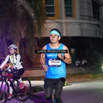 Runner Photo 7970440