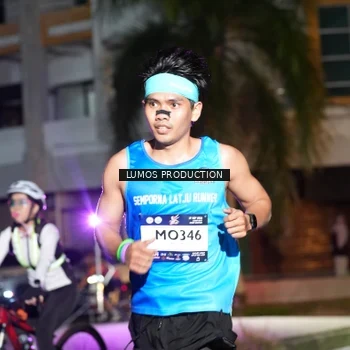 Runner Photo 7970459