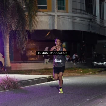 Runner Photo 7970463